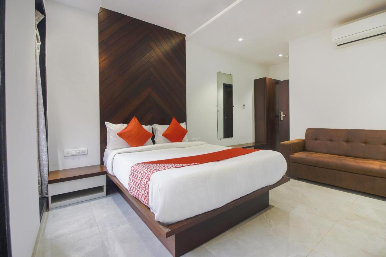 Hotel Flora Suites Mumbai  Buitenkant foto