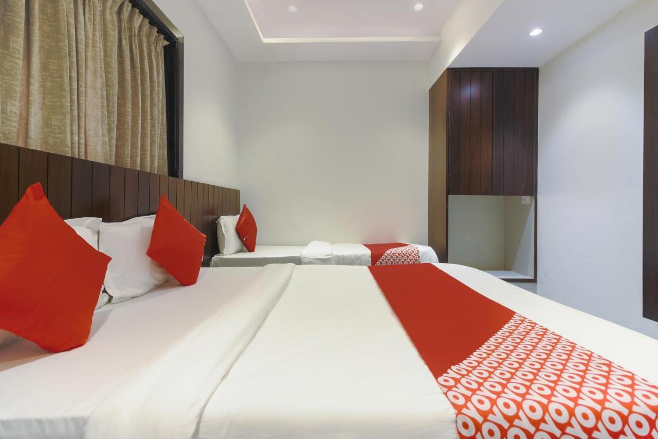 Hotel Flora Suites Mumbai  Buitenkant foto