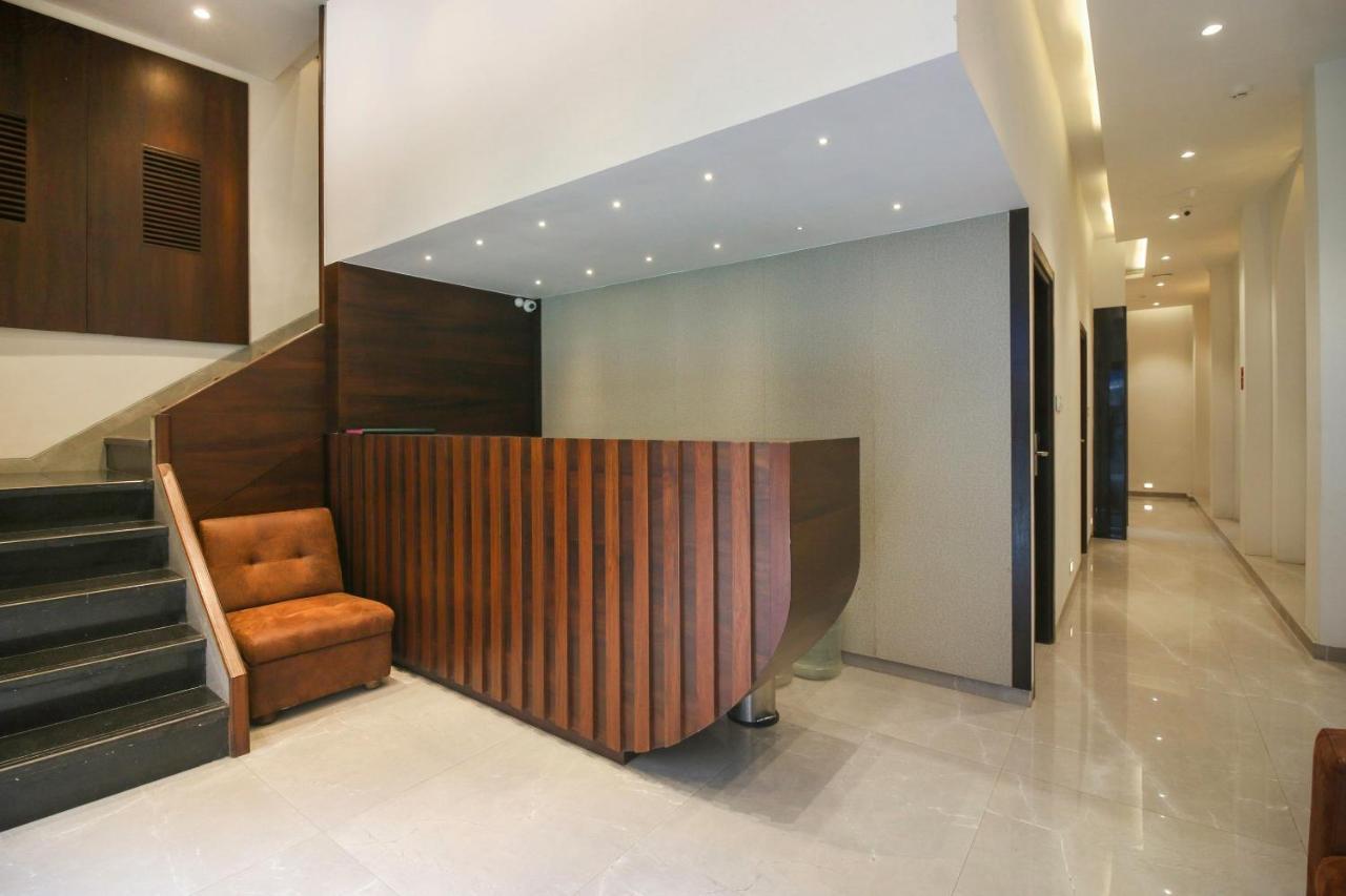 Hotel Flora Suites Mumbai  Buitenkant foto