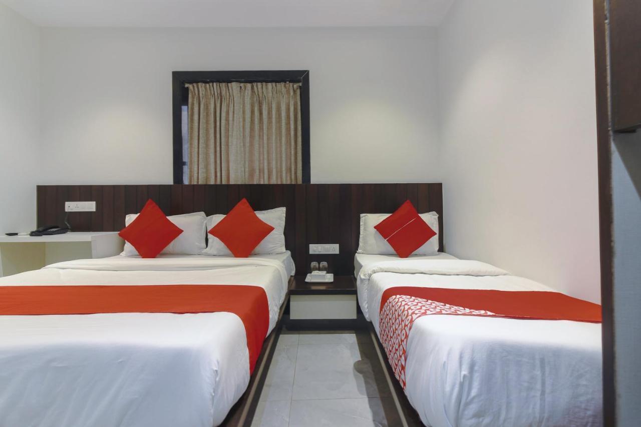 Hotel Flora Suites Mumbai  Buitenkant foto